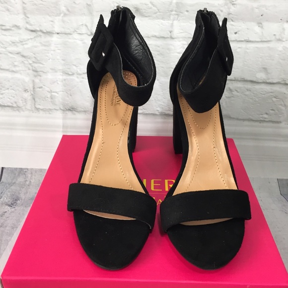 New black vegan suede ankle strap chunky heel - Picture 2 of 6